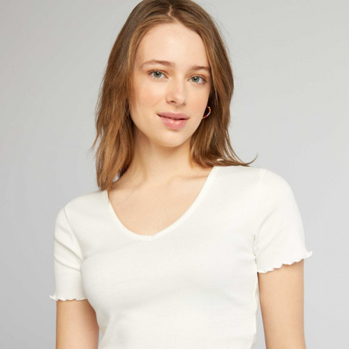 Crop-top à bords ondulés - Blanc