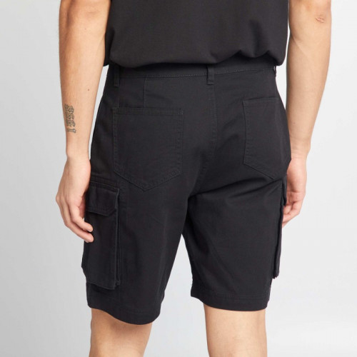 Short chino avec poches sur les côtés - Noir