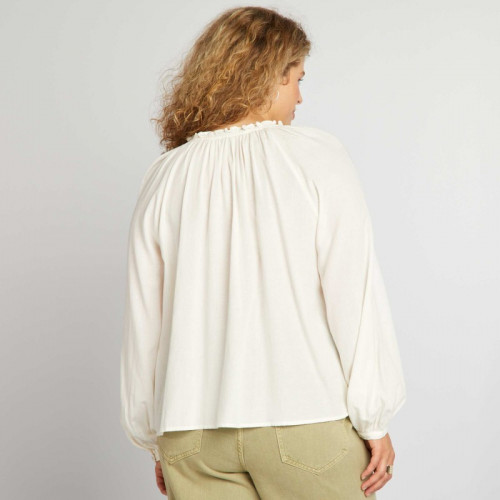 Blouse unie volantée et ajourée - Beige